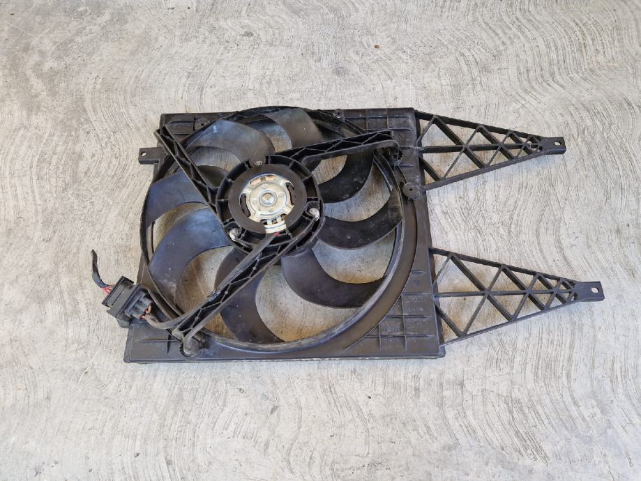 Ventilator Hladnjaka Motora Skoda Fabia 6Q0959455AE 6Q0121027N 6Q01212