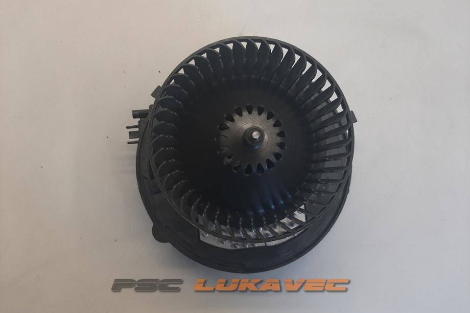 VW TOURAN VENTILATOR KABINE 3Q1819021C