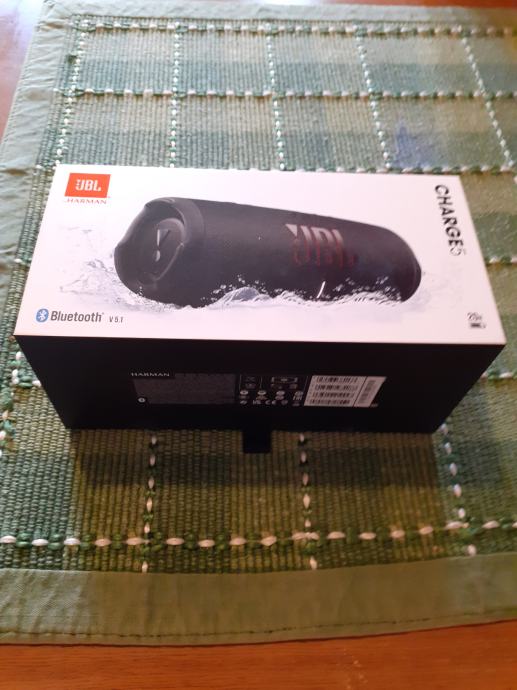 Jbl Charge Crni Bluetooth Prijenosni Zvu Nik Bat H