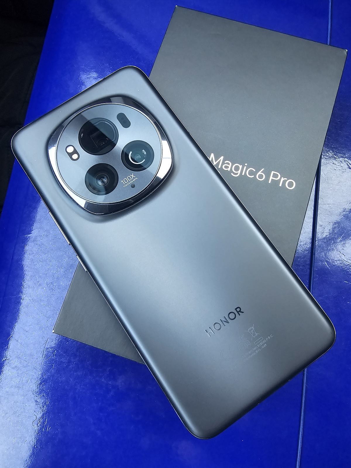 HONOR MAGIC 6 PRO 512GB STANJE NOVO