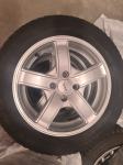 Alu felge 15 " , Opel Corsa 2011 , 4 x100 , ET35 , Gume lose ,