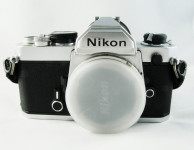 Nikon FM + MD 12