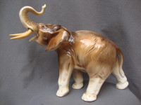 ROYAL DUX ELEPHANT 378 PORCELAN FIGURE / PORCULANSKI SLON