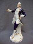 ROYAL DUX -PORCELAIN ELEGANT MAN FIGURINE / PORCULANSKA FIGURA