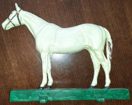 skulptura konja štopera u metalu
