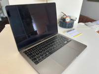 Apple MacBook Pro 13.3’’ 16 Gb 2.0GH Intel Core i5 2020 Suisse editon