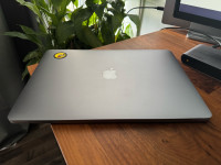 MacBook 13 pro 2019, i7, 16GB, 250GB SSD, retina