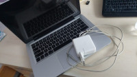 Prodajem macbook pro 2012