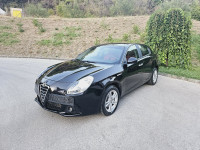 Alfa Romeo Giulietta 2,0 diesel,izuzetno očuvana