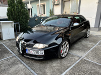 Alfa Romeo GT 1,9 JTD M-Jet - BERTONE disegno - navigacija - koža