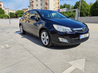 ASTRA 1,4 TURBO 140 KS *PERFEKTNO STANJE* PRILIKA!