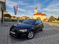 Audi A3 30 TFSI *REDIZAJN*,panorama,navigacija,Bi-xenon,el.retrovizori