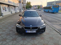 BMW SERIJA 3 318D-LED SVJETLA-VELIKA NAVIGACIJA-PARK SENZORI-NOVE GUME