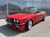 BMW E30 325i