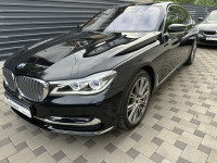 BMW serija 7 740d X-drive/individual//reg5mj2025