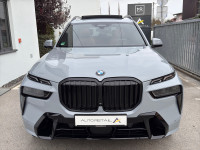 BMW X7 xDrive M-SPORT PRO SKY LOUNGE B&W ALU 22 INDIVIDUAL 7 SJEDALA