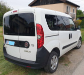 Fiat Doblo 1,6 Multijet 16V, pet sjedala, ostakljen