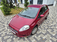 Fiat Grande Punto 1,4 **ACTIVE**KLIMA**5 VRATA**SERVISNA**REG 1 GOD**