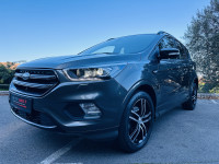 Ford Kuga ST-LINE 1.5 EcoBoost LED-NAVI-KAM-SONY-GLEJ.OPOMBE