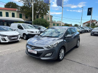 Hyundai i30 1,6 CRDi - 120.000km - GARANCIJA - SERVIS - REG.1.GOD. !!!