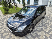 Hyundai i30 1,6 CRDi **FIFA EDITION**KLIMA**ALU**SERVISNA**REG 1 GOD**