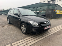 Hyundai i30 1,6 CRDi / REG 1 GOD !!