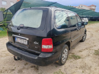 Kia Carnival 2,9 CRDi LX