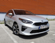 Kia Ceed 1,6 CRDi 100KW, FULL OPREMA, TOP STANJE*AKCIJA*