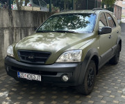 Kia Sorento 2.5 CRDi automatik — KOMPLETNO UREĐEN —