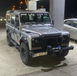 Land Rover Defender 110 2,5 TD5 8+1 Klimatiziran