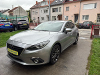 Mazda 3 G100 TAKUMI, SERVISNA KNJIGA, 12 MJ JAMSTVO, KAO NOVA