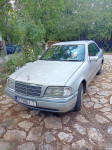 Mercedes-Benz C-klasa 220 D