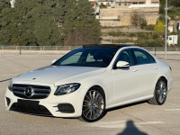 Mercedes-Benz E-klasa 220 D AMG PANORAMA MRTVI KUT 360 KAMERA