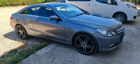 Mercedes-Benz E-klasa Coupe 250 amg oprema