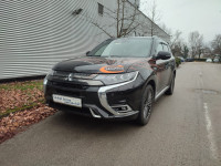 Mitsubishi Outlander 2,4 PHEV 4 WD - NIJE IZ UVOZA