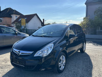 Opel Corsa 1,2 16V 5 VRATA, KLIMA