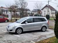 Opel Zafira 1,8 --Plin-7 sjedala