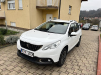 Peugeot 2008 1,2***GARANCIJA**SERVIS NAPRAVLJEN**REGISTIRAN***