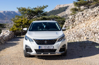 Peugeot 3008 1,5 BlueHDI - Allure + Full LED i navigacija