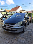 Peugeot 807 ST 2,2 HDi