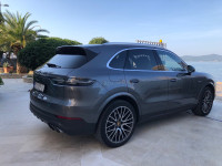 Porsche Cayenne 3.0 V6 Hybrid Prvi vlasnik, produzeno jamstvo.