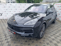 Porsche Cayenne S, 440ks, Panorama, 360 Kamera, Bose, El. Kuka, 21"