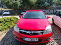 POVOLJNO!! Prodajem Opel Astru GTC