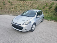 Renault Clio 1,2 LPG s navigacijom