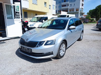 Škoda Octavia Combi   NAVIGACIJA,AUT.KLIMA,PARK. SENZOR