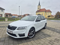 Škoda Octavia VRS 2,0 TDI 135kw automatik,Keyless,Bi-xenon,crno nebo