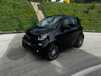 Smart fortwo BRABUS Xclusive Navi Led Pano JBL Radar