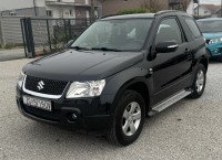 Suzuki Grand Vitara 1,9 D = 128 000 Km = 1. VLASNIK - 4x4 - 3 VRATA