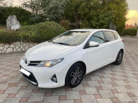 Toyota Auris 1,4 D-4D Sport,TOP OPREMA,KAPARIRANA!