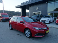 Toyota Auris 1,8 Hybrid / JAMSTVO + REGISTRACIJA